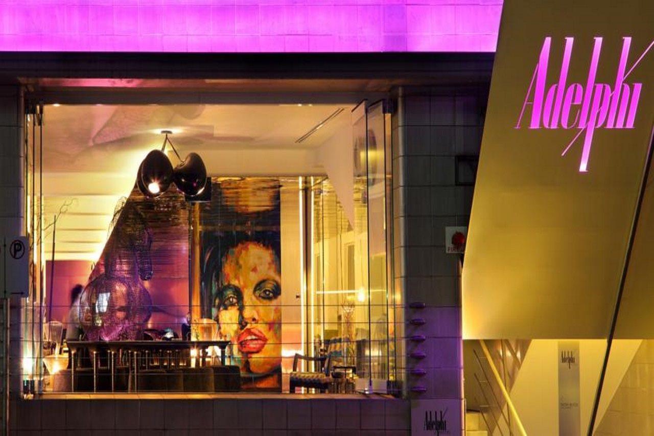 阿德菲酒店 墨尔本 外观 照片 Adele Fan Club in Madrid, Spain