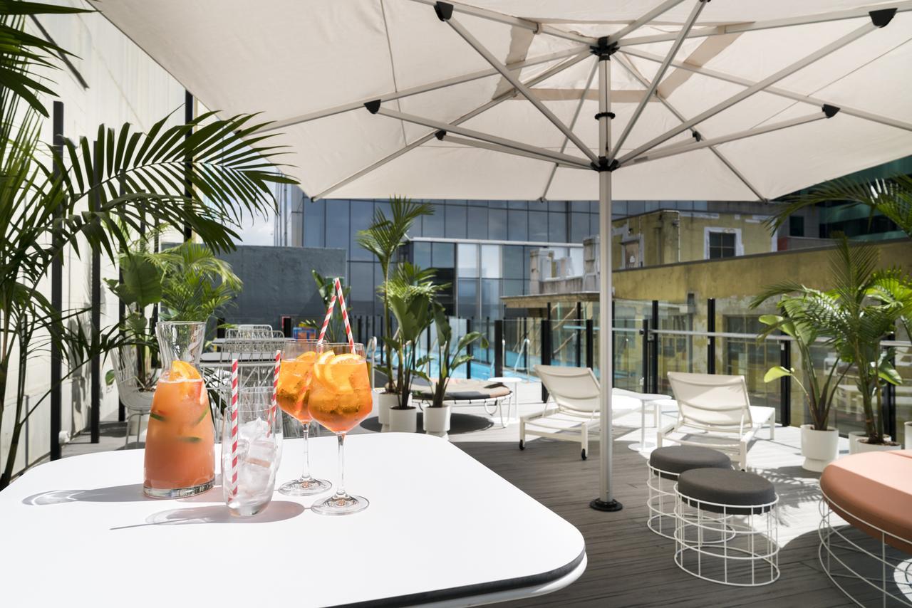 阿德菲酒店 墨尔本 外观 照片 The pool at the Hotel