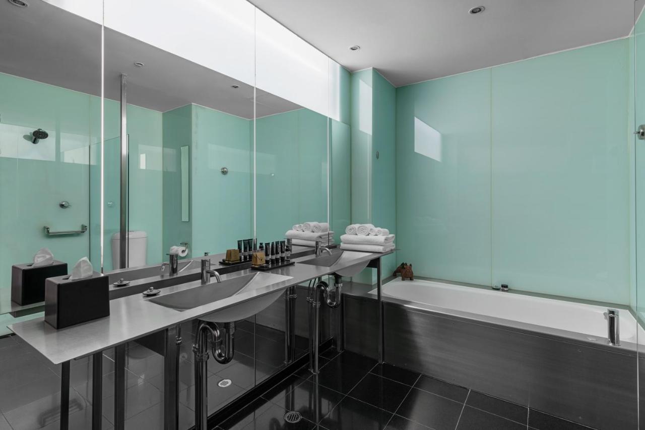 阿德菲酒店 墨尔本 外观 照片 A bathroom